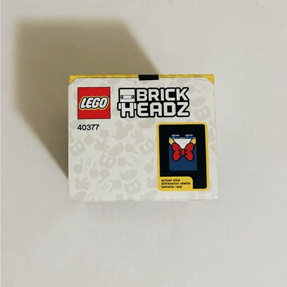 LEGO BrickHeadz Donald Duck 40377 (Retired) - Picture 5 of 7